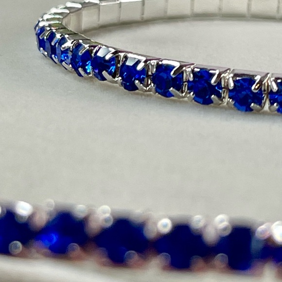 MycostSALE‼️SWAROVSKI SET !! 20 CARATS Rhodium Plated. Genuine Swarovski - Picture 8 of 13